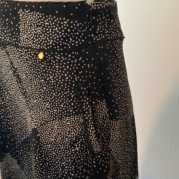 Gently used black and cream patterned circle skirt - Picture 3 of 4